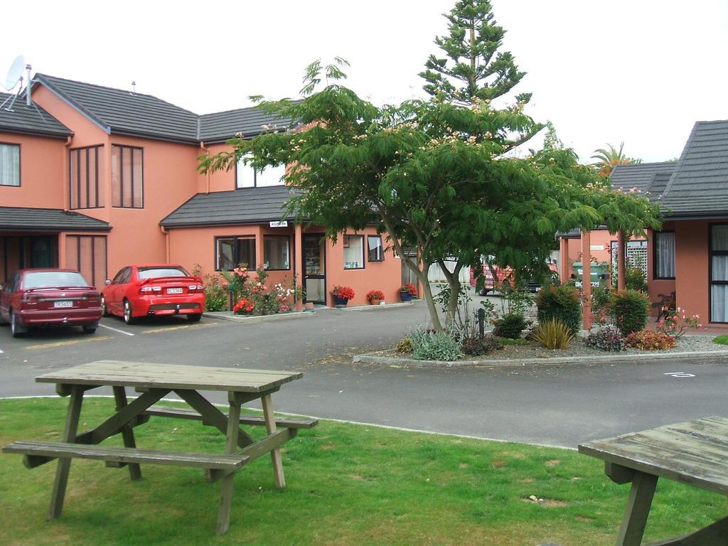 Pavilion Motel & Conference Centre Palmerston North Exterior foto